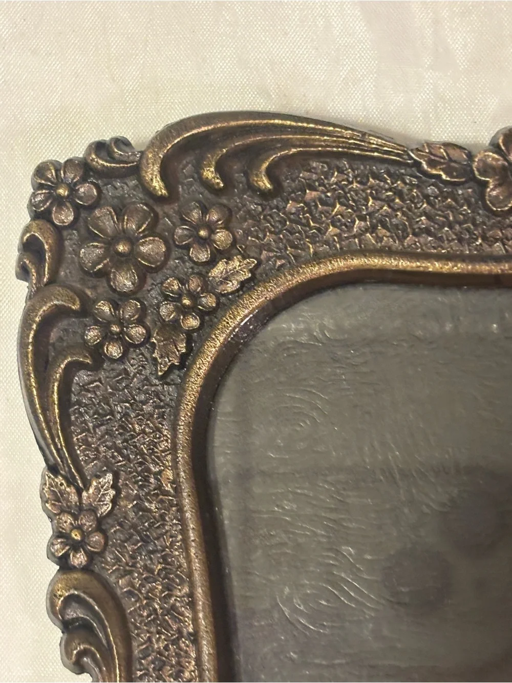Ornate Floral Antique-Style Bronze Photo Frame